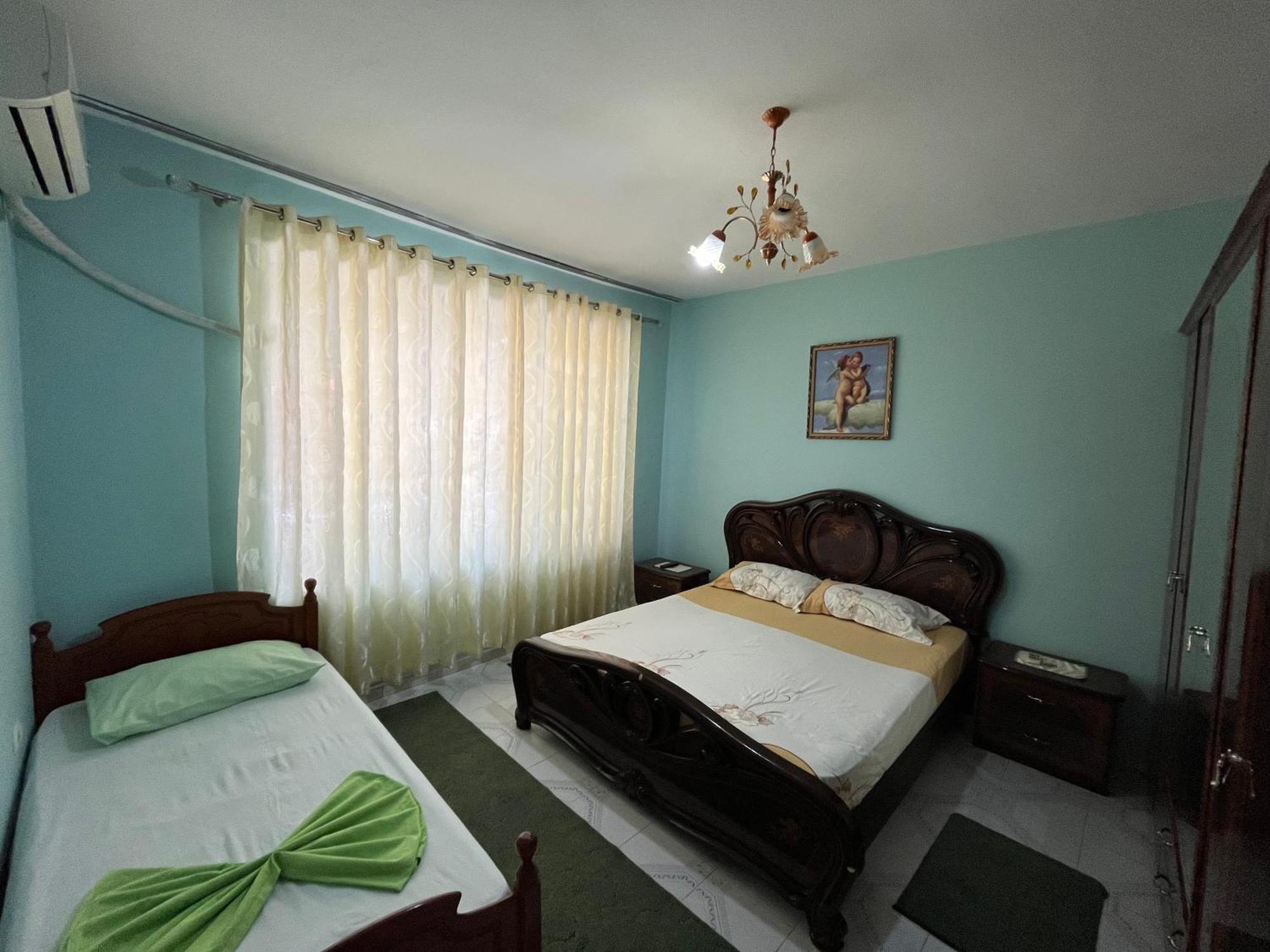 Guest House Adi Doga Berat Extérieur photo